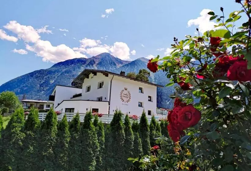 پانسیون Landhaus Ambachhof