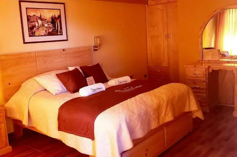 پانسیون Morales Guest House