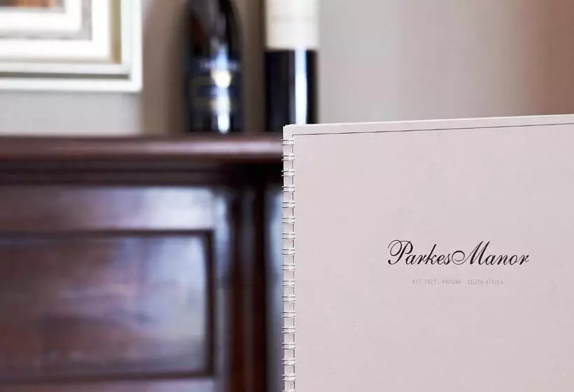 پانسیون Parkes Manor