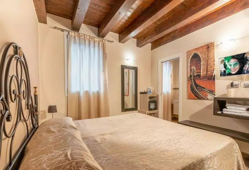 ペンション Piccola Venezia Room