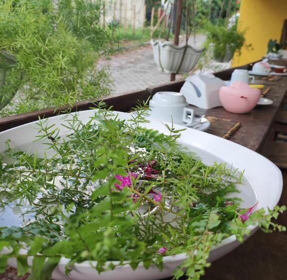 پانسیون Pousada Arraial Suites