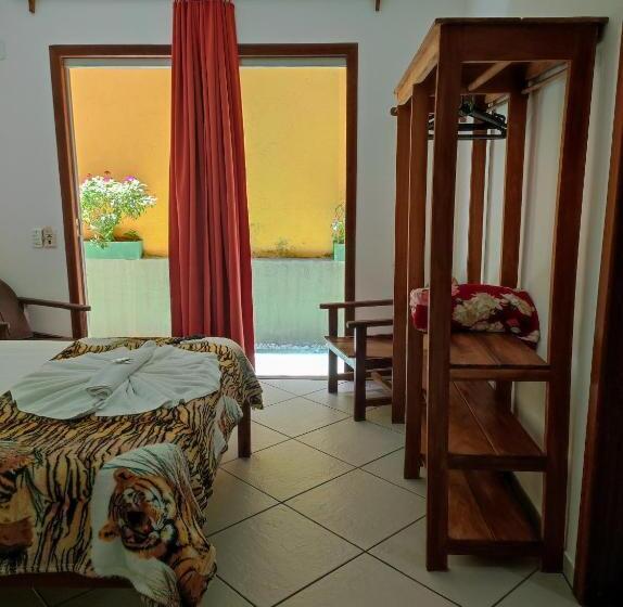 پانسیون Pousada Arraial Suites
