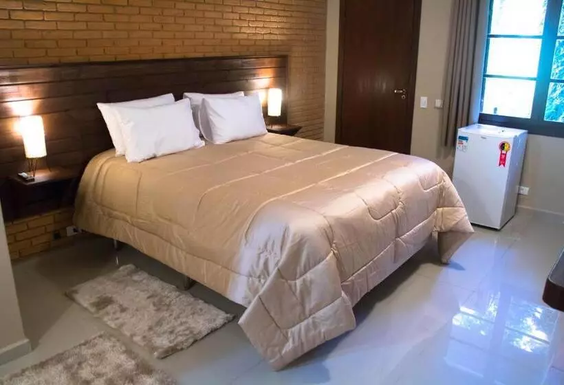 ペンション Vila Eremita Pousada