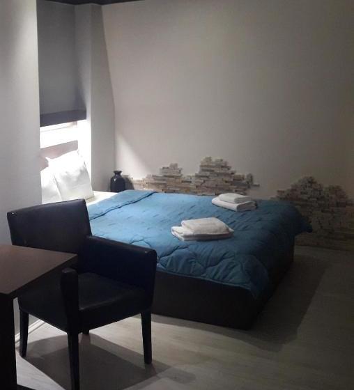 پانسیون Prenoćište Konstantin 2008