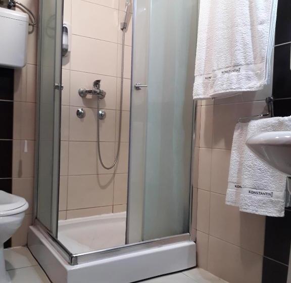 پانسیون Prenoćište Konstantin 2008