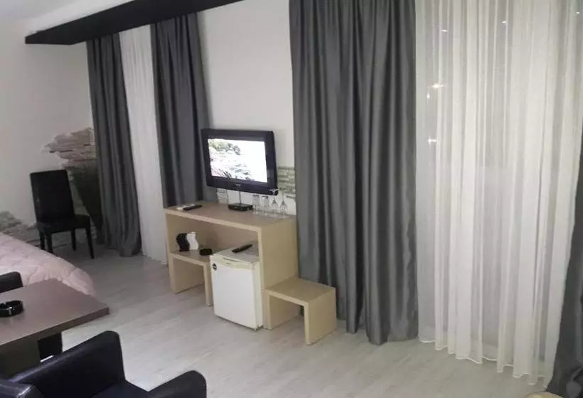 پانسیون Prenoćište Konstantin 2008