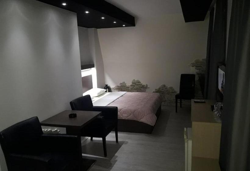 پانسیون Prenoćište Konstantin 2008