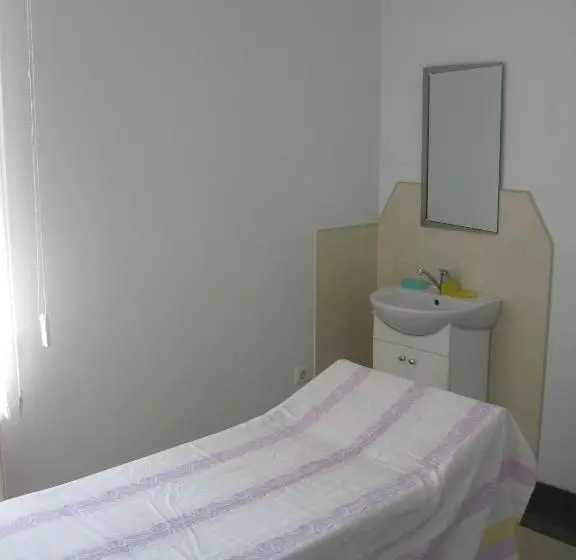 پانسیون Vian Guest House