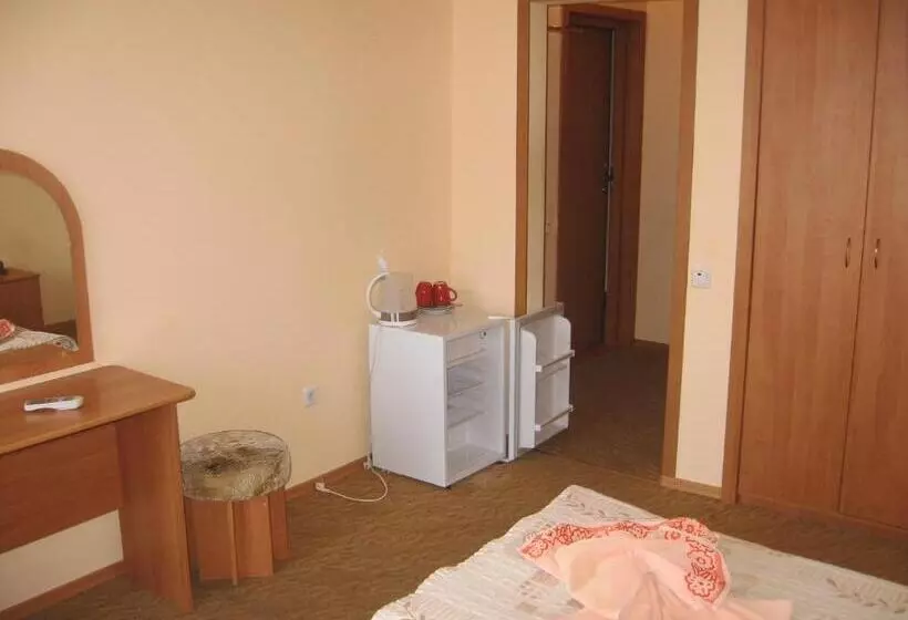 پانسیون Vian Guest House