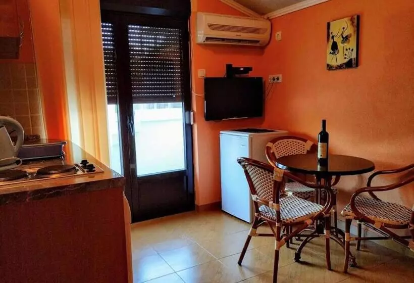 پانسیون Villa Budvanka Guesthouse