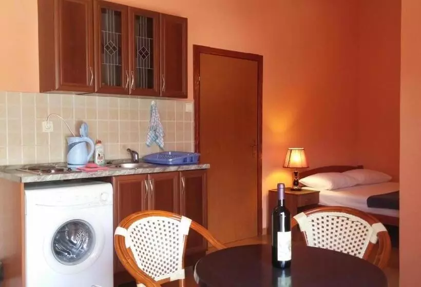 پانسیون Villa Budvanka Guesthouse