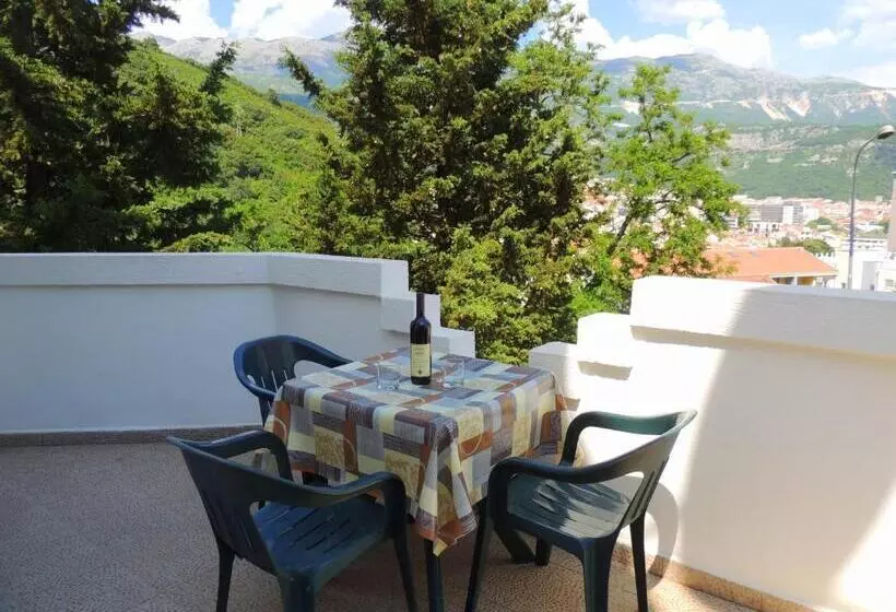 پانسیون Villa Budvanka Guesthouse