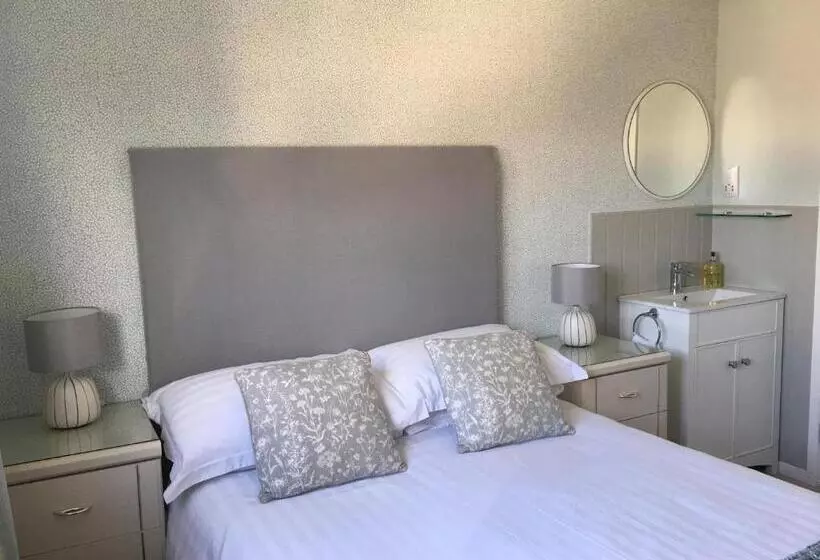 ペンション Woodlands Guest House