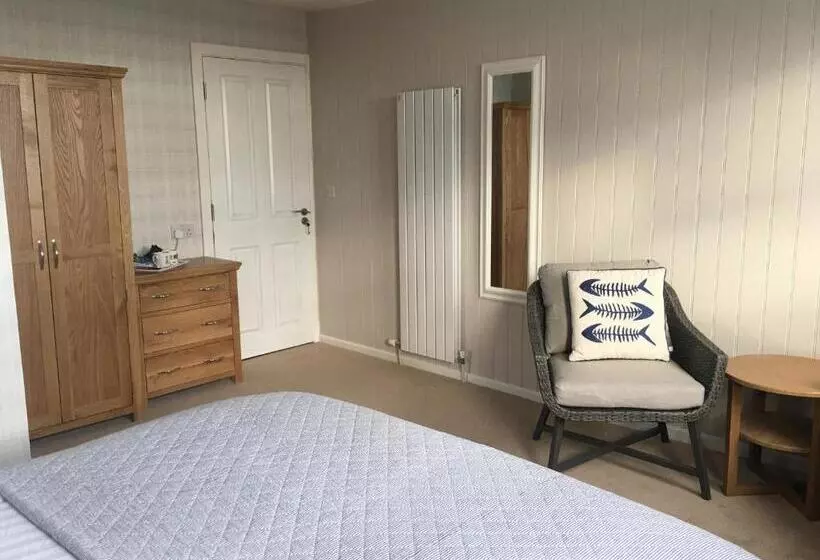 ペンション Woodlands Guest House