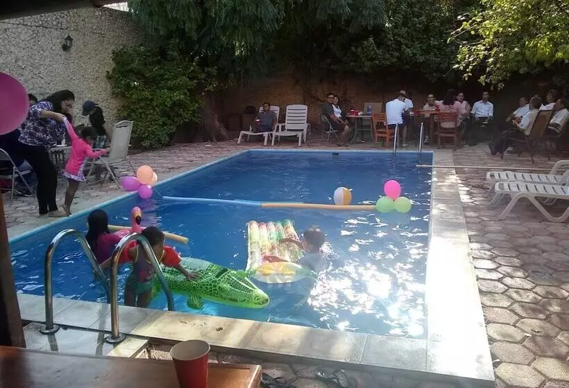 پانسیون Yucatan Vista Inn