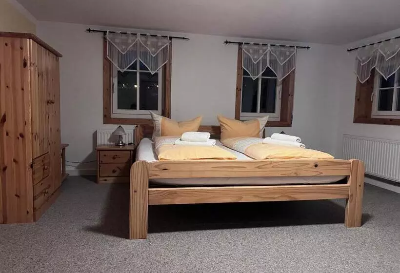 Restaurant & Pension Forsthaus Hain