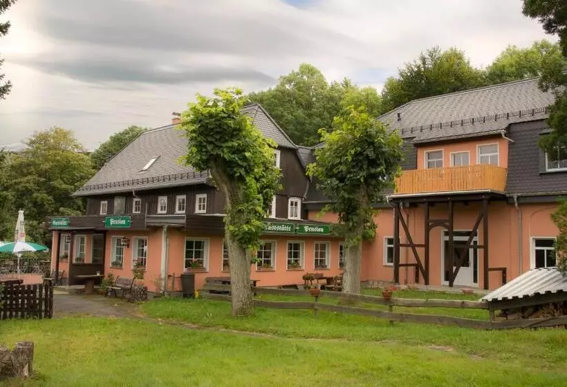 Restaurant & Pension Forsthaus Hain