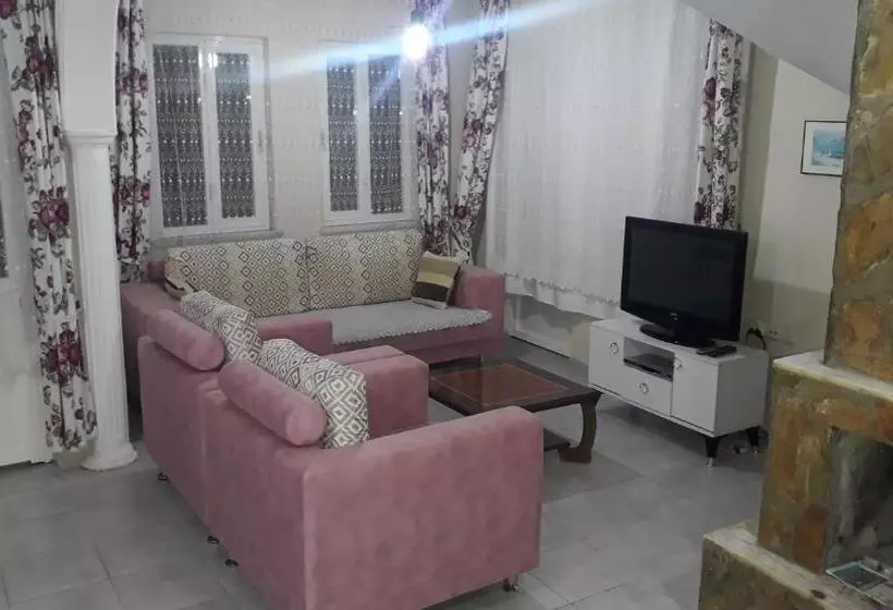 Villa Ali Ozalp