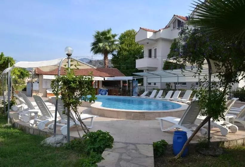 Villa Ali Ozalp
