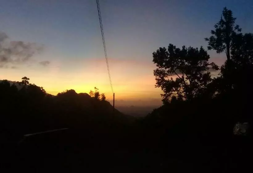 Aamiaismajoitus (B&B) Opal Cottage Ella