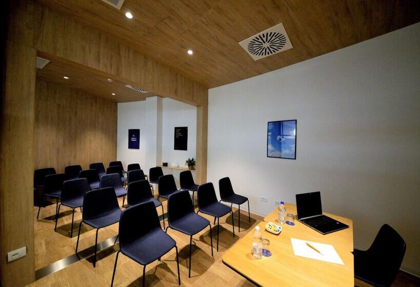 هتل Air Rooms Rome Airport By Hellosky