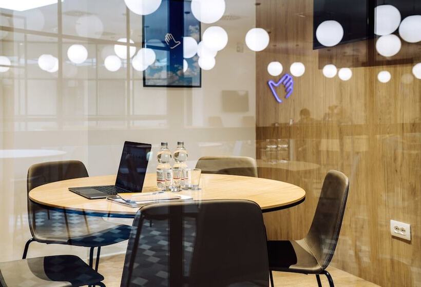 酒店 Air Rooms Rome Airport By Hellosky