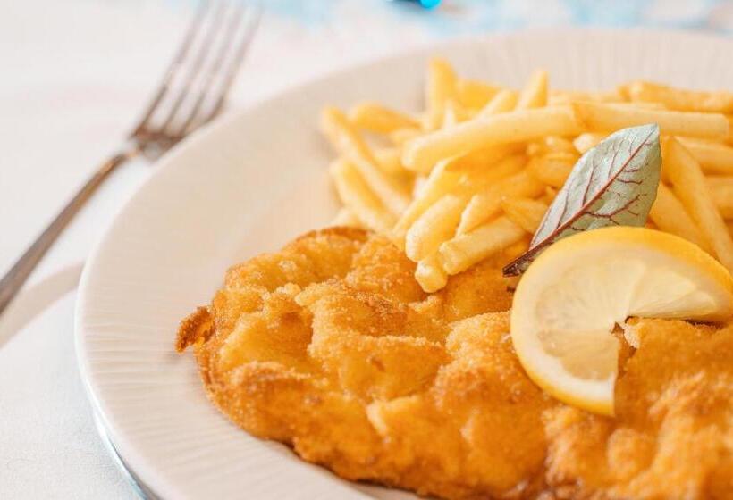 ホテル Altötting City Apartments