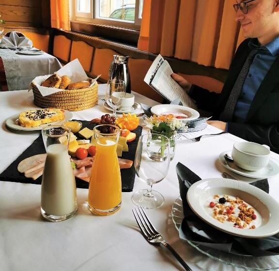 ホテル Altötting City Apartments