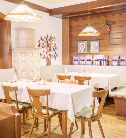 ホテル Altötting City Apartments