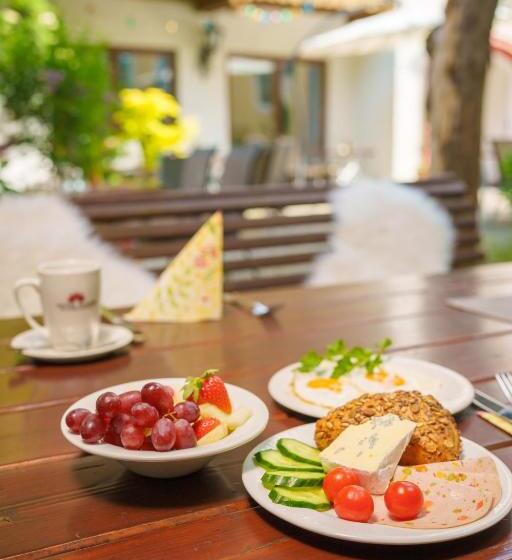 ホテル Altötting City Apartments