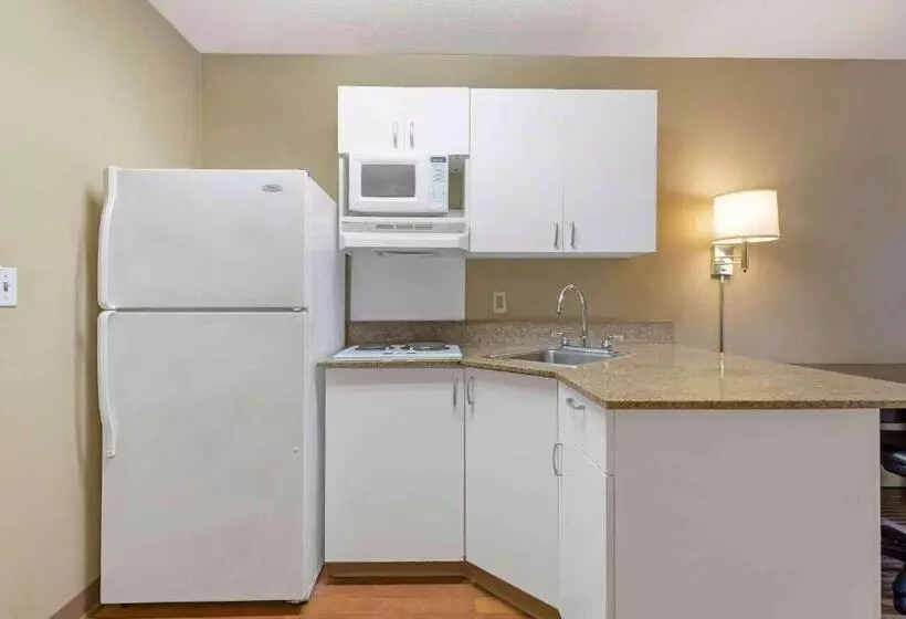هتل Extended Stay America Suites  Baltimore  Bwi Airport  Aero Dr