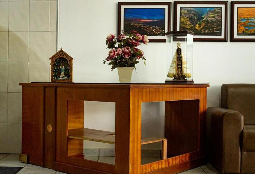 בית מלון כפרי Paradise Palace