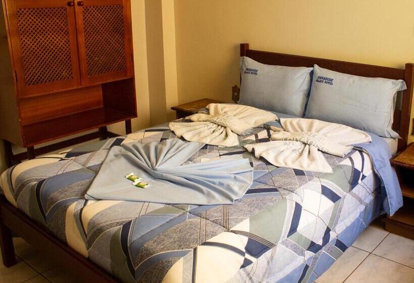 בית מלון כפרי Paradise Palace