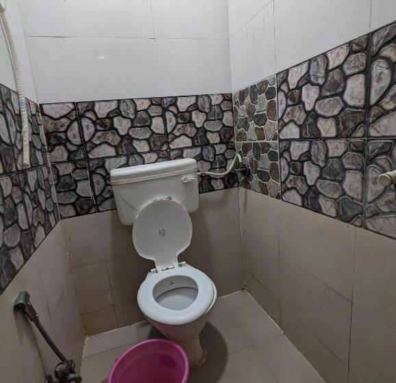 בית מלון כפרי Shikhar Inn