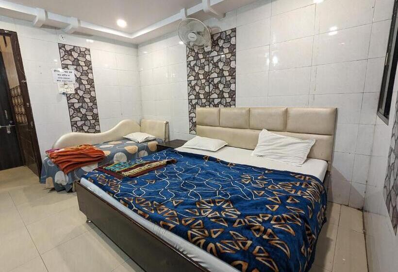 בית מלון כפרי Shikhar Inn