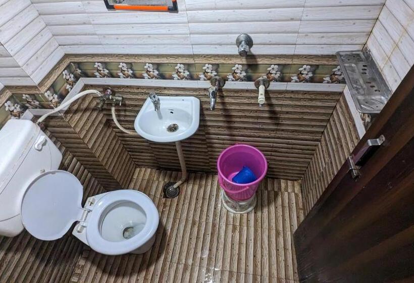 בית מלון כפרי Shikhar Inn