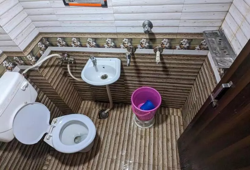 هتل Shikhar Inn