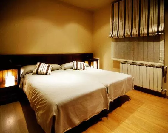 ペンション Hostau Era Claverola