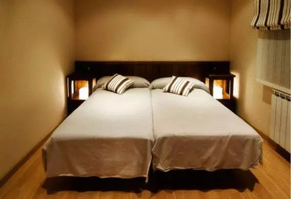 ペンション Hostau Era Claverola