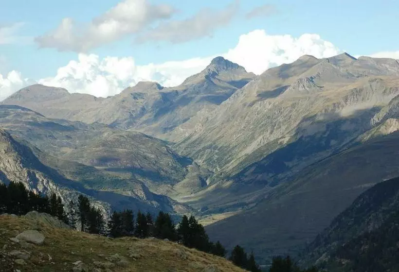 ペンション Hostau Era Claverola