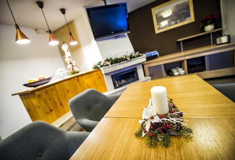 פנסיון Penzion Flores