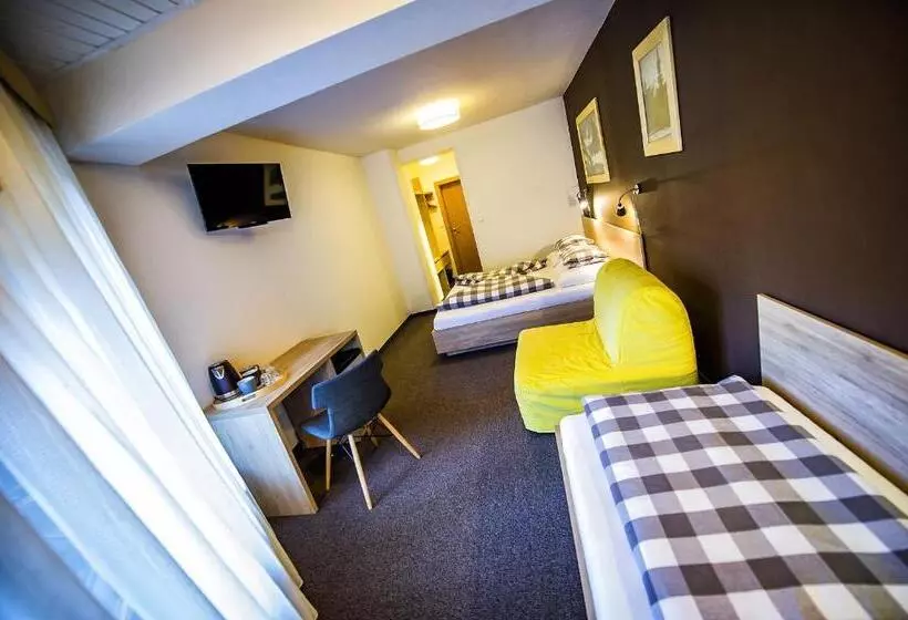 پانسیون Penzion Flores