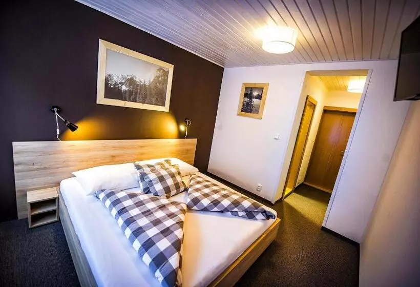 پانسیون Penzion Flores