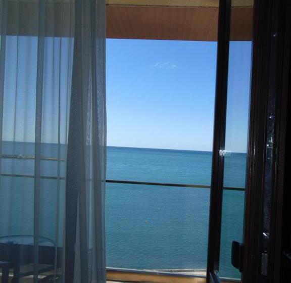 Royal Grand Hotel And Spa   All Inclusive And Free Beach Accsess