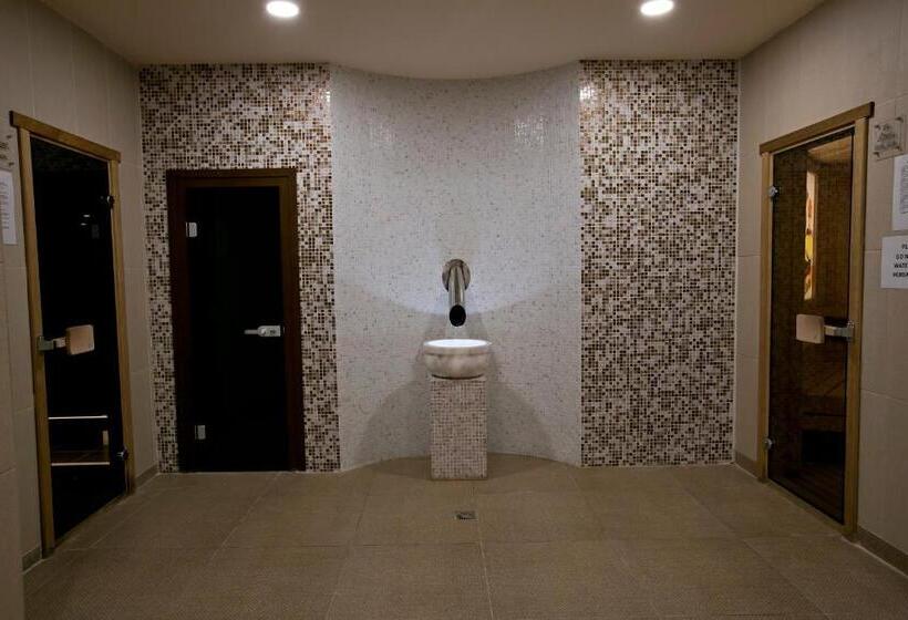 Royal Grand Hotel And Spa   All Inclusive And Free Beach Accsess