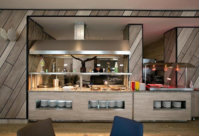 Royal Grand Hotel And Spa   All Inclusive And Free Beach Accsess