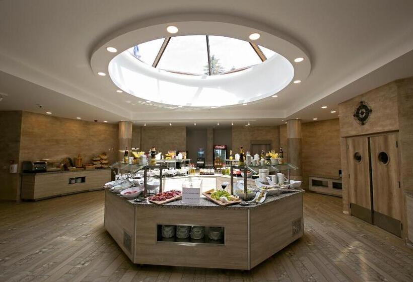 Royal Grand Hotel And Spa   All Inclusive And Free Beach Accsess