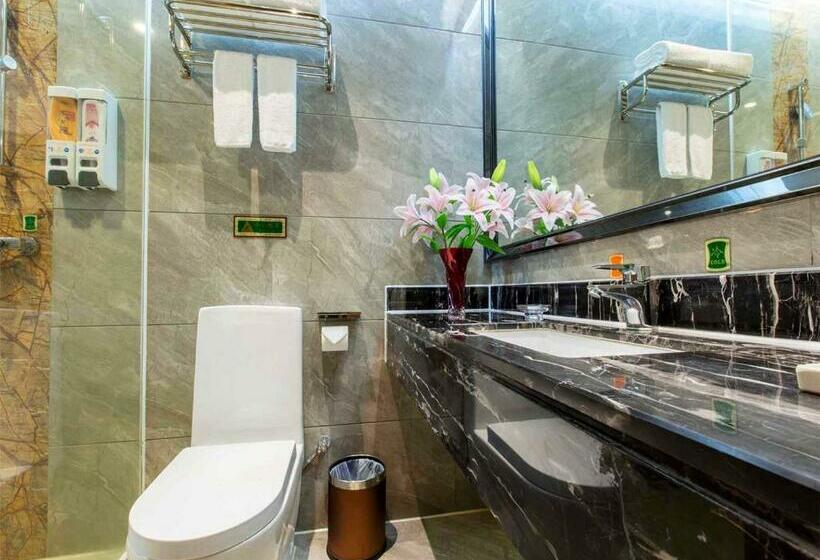 Vienna Hotel Dongguan East Bus Station