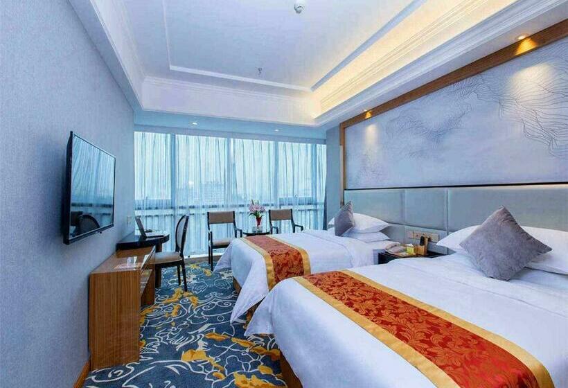 Vienna Hotel Dongguan East Bus Station