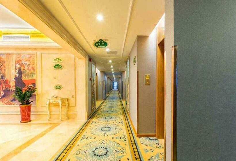 Vienna Hotel Dongguan East Bus Station